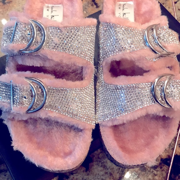 Nicole Miller Faux Fur Sandals - Picture 3 of 6